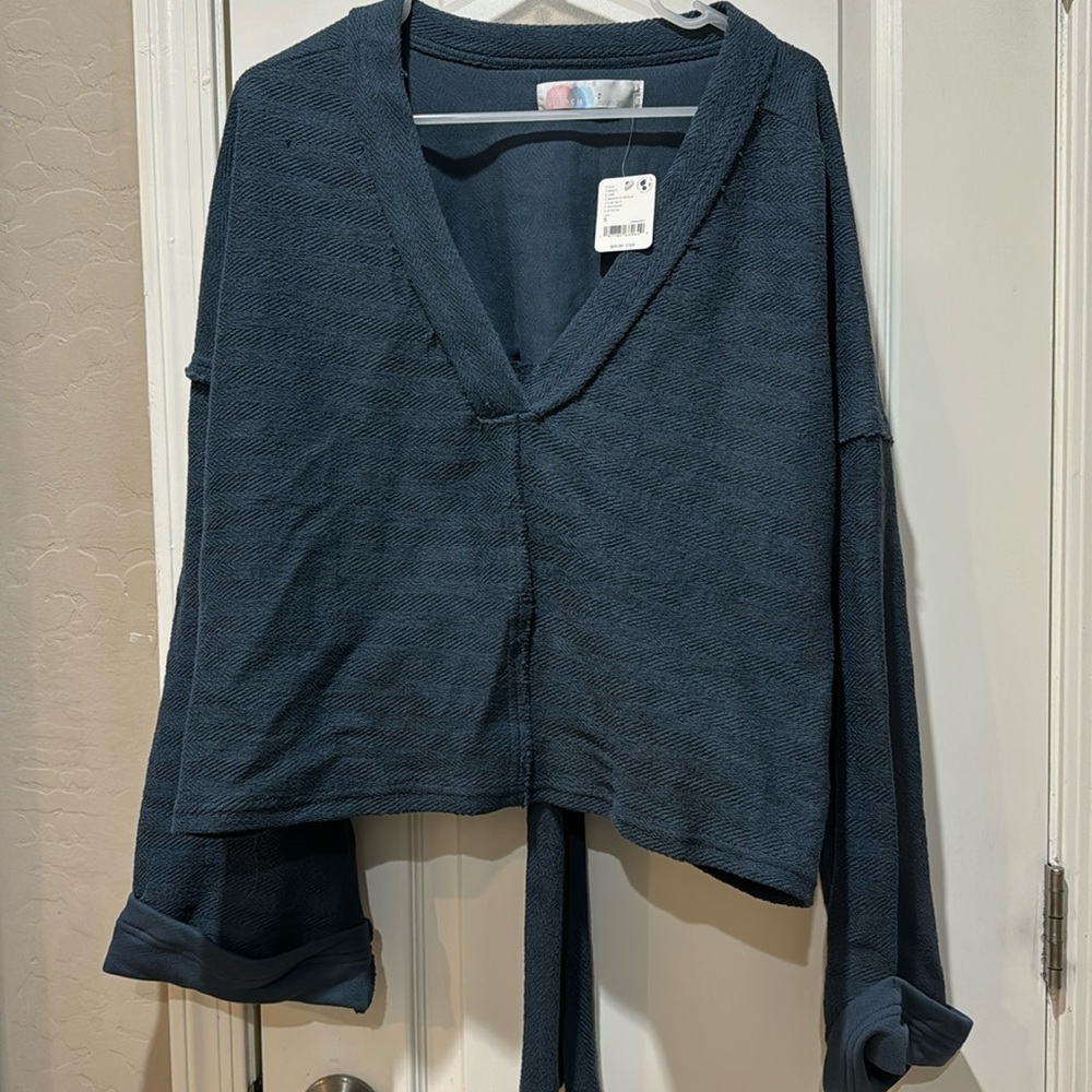 NWT Free People Alyria solid pullover small - Picture 2 of 8